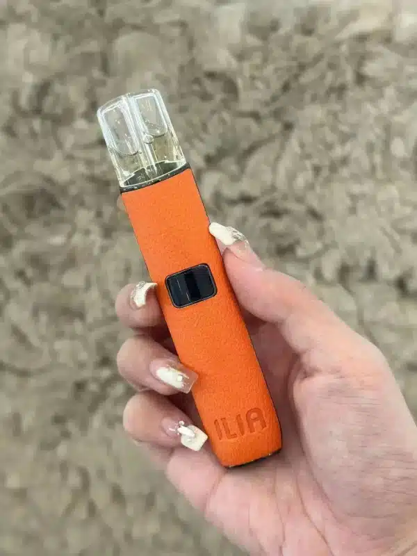 ILIA哩亞皮革款主機